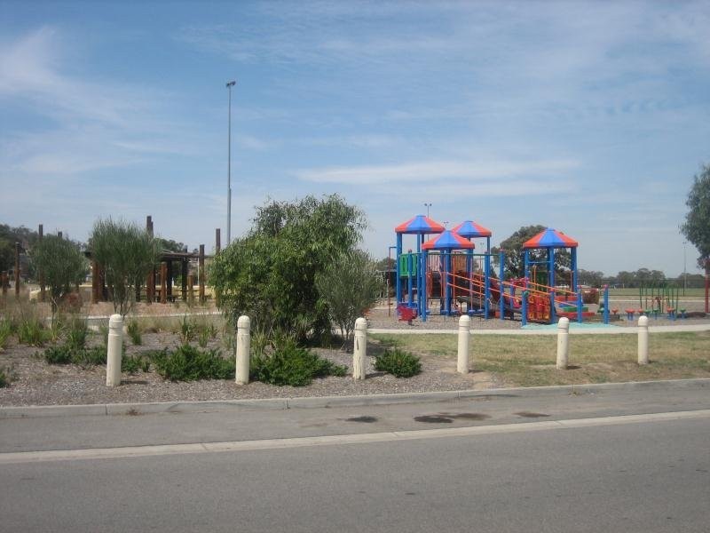 2 Pretty Valley Grove, South Morang VIC 3752