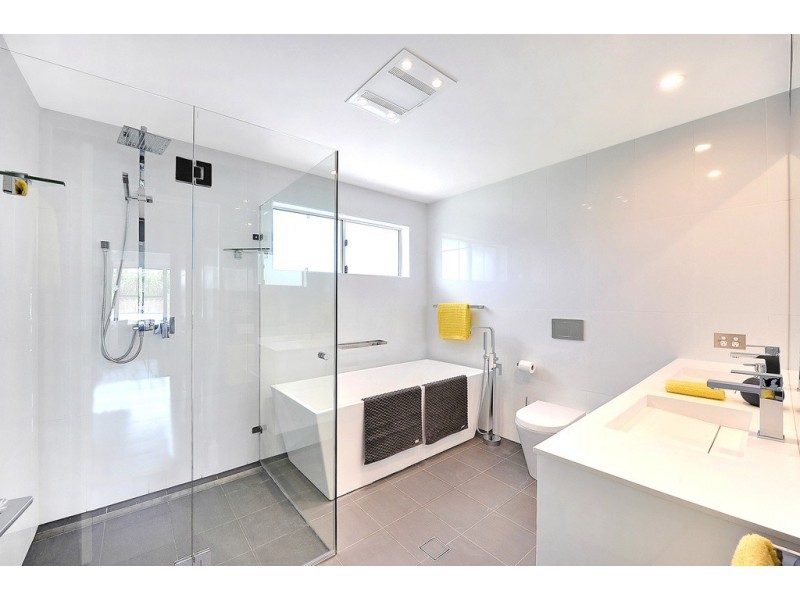 10 Arlington Avenue, Castle Hill NSW 2154