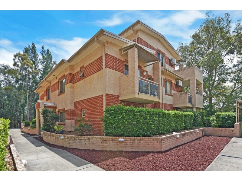 7/2 Wentworth St, Toongabbie NSW 2146