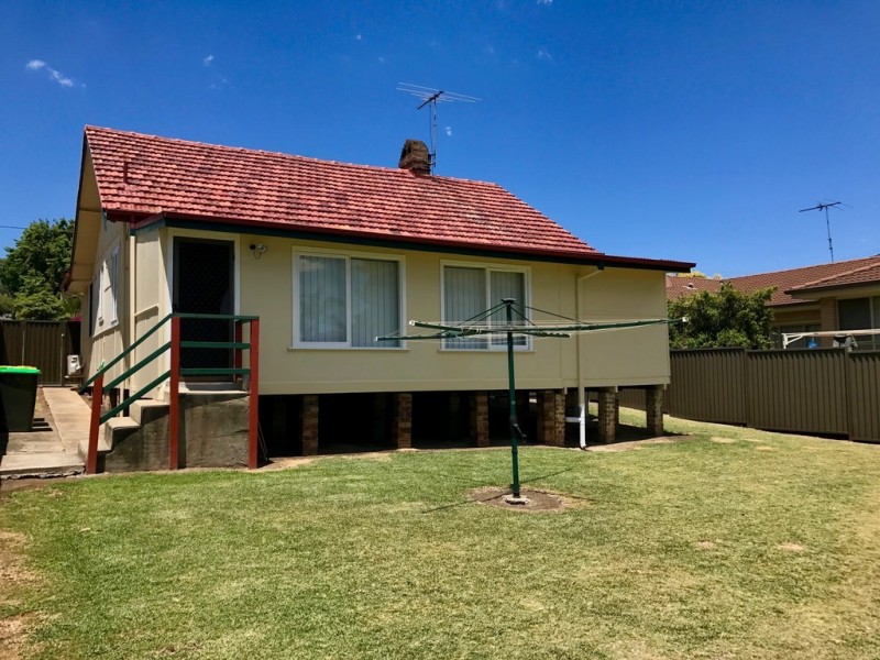 64 Caloola Road, Westmead NSW 2145