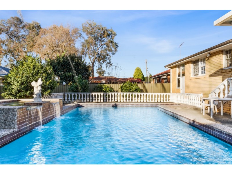 125 Seven Hills Rd, Baulkham Hills NSW 2153