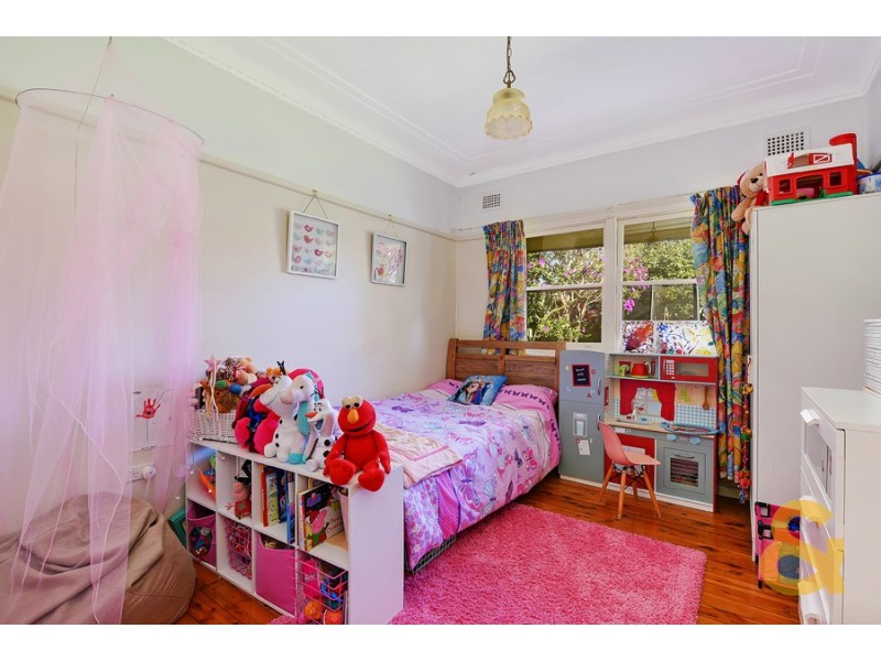 8 Canyon Road, Baulkham Hills NSW 2153