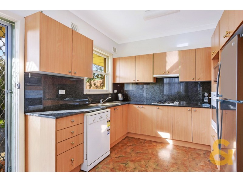 8 Canyon Road, Baulkham Hills NSW 2153