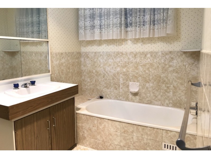 41 Geraldine Avenue, Baulkham Hills NSW 2153