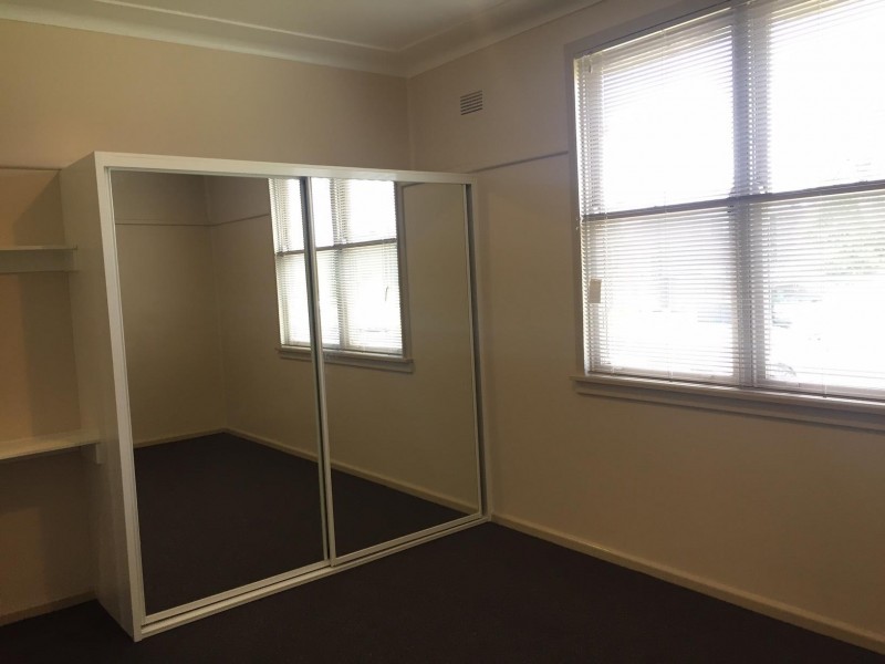 8 Mountfort Street, Lalor Park NSW 2147