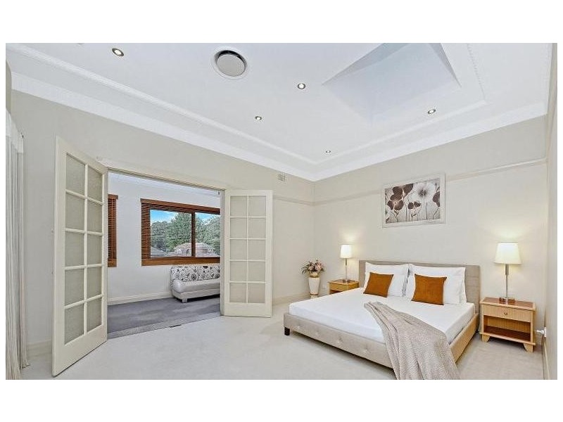 5 Buena Vista Avenue, Denistone NSW 2114