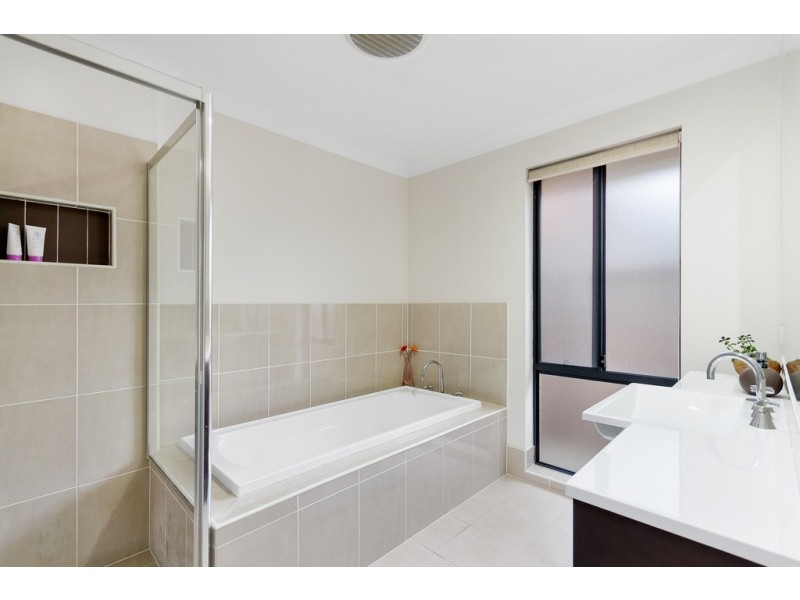 17 Selina Place, Glenwood NSW 2768