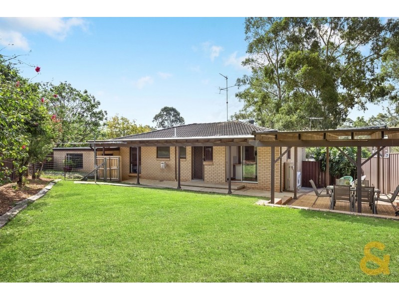 6 Ray Place, Kings Langley NSW 2147