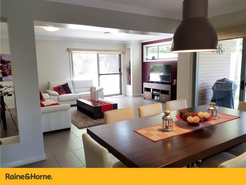 8 Rockley Avenue, Baulkham Hills NSW 2153