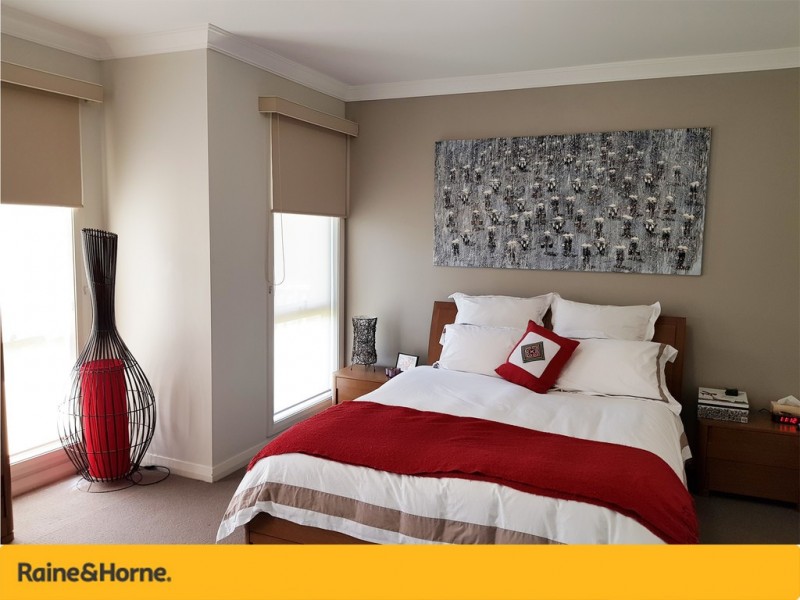 8 Rockley Avenue, Baulkham Hills NSW 2153