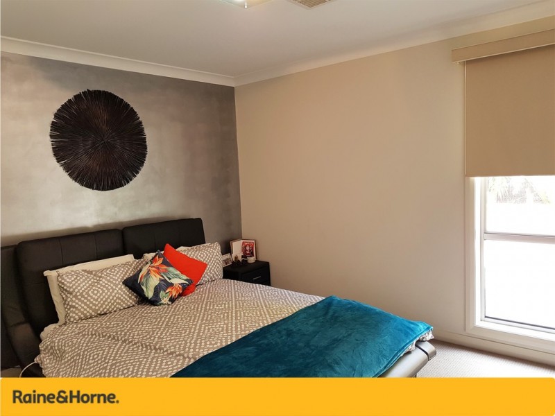 8 Rockley Avenue, Baulkham Hills NSW 2153