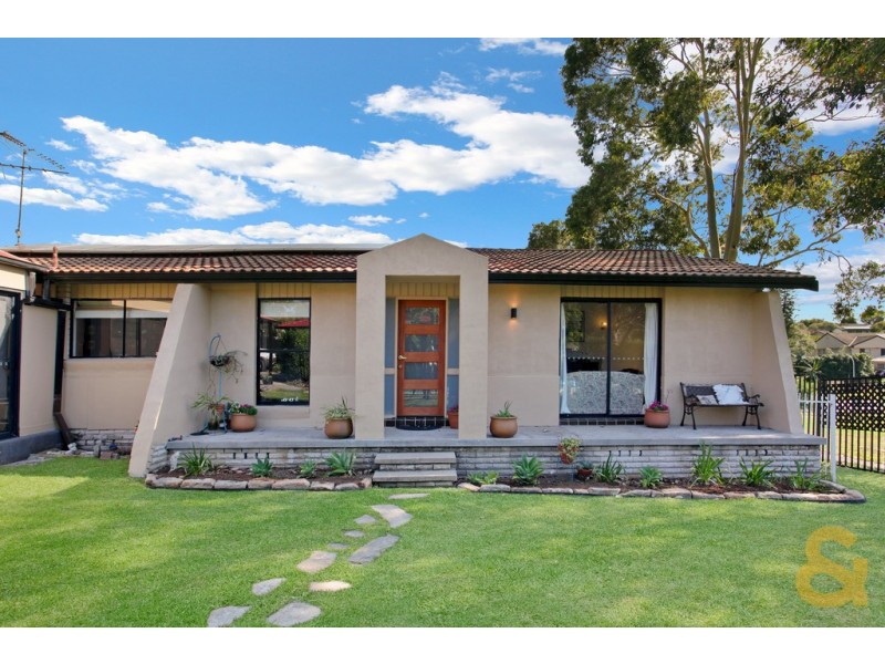 19 Ellis Place, Kings Langley NSW 2147