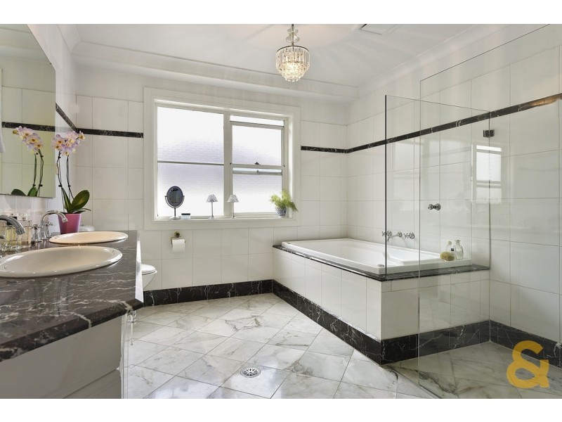 32 Ridgehaven Place, Bella Vista NSW 2153