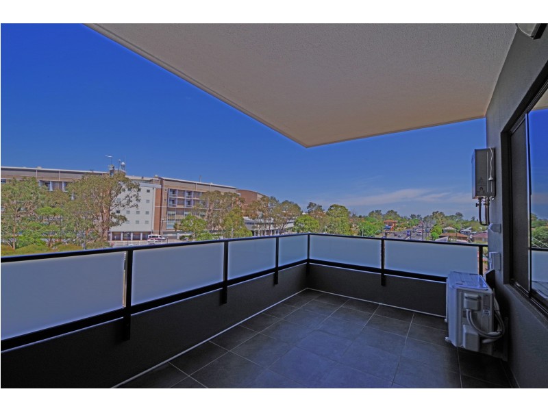 15/5 Lethbridge Street, Penrith NSW 2750