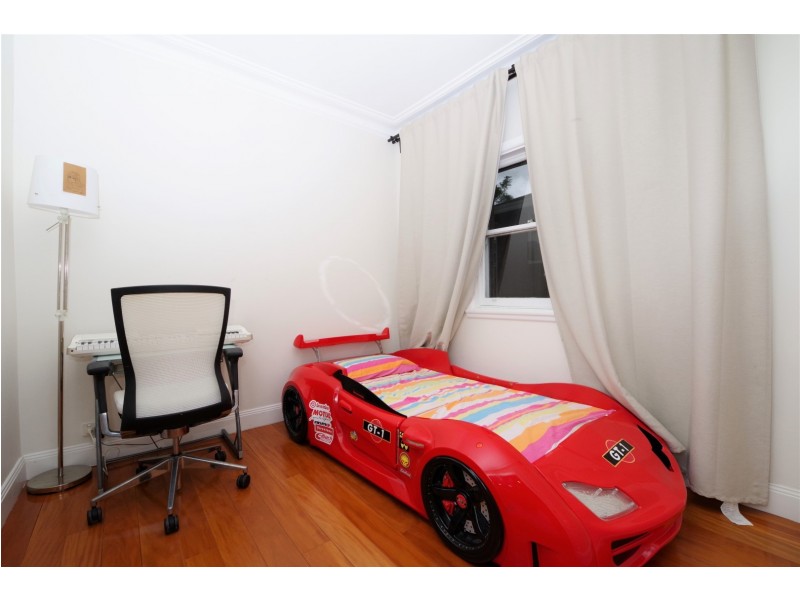 17 LUCINDA ROAD, Marsfield NSW 2122