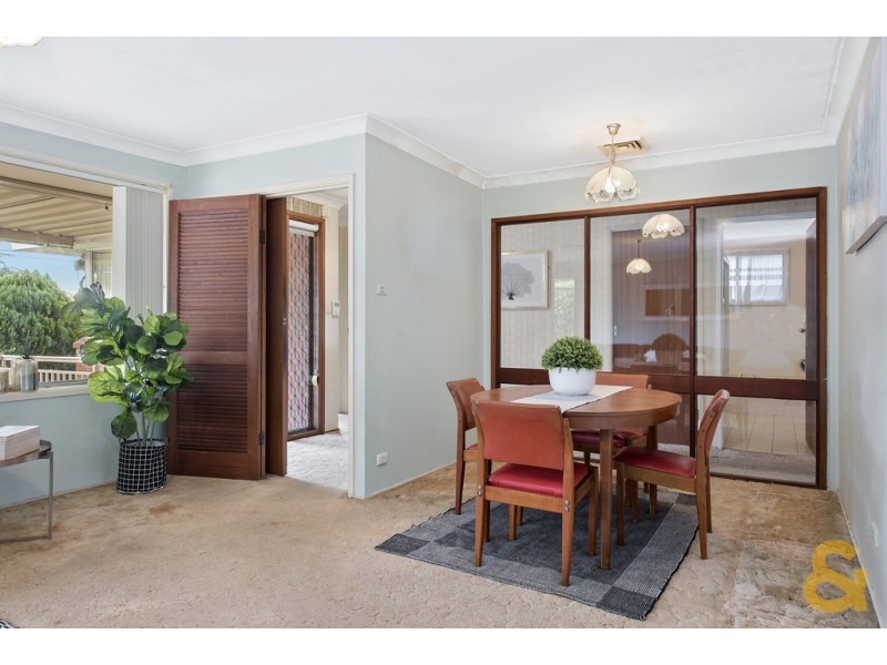 7 FLINDERS AVENUE, Baulkham Hills NSW 2153