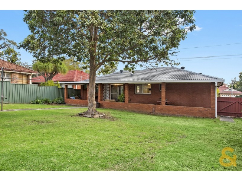 7 FLINDERS AVENUE, Baulkham Hills NSW 2153