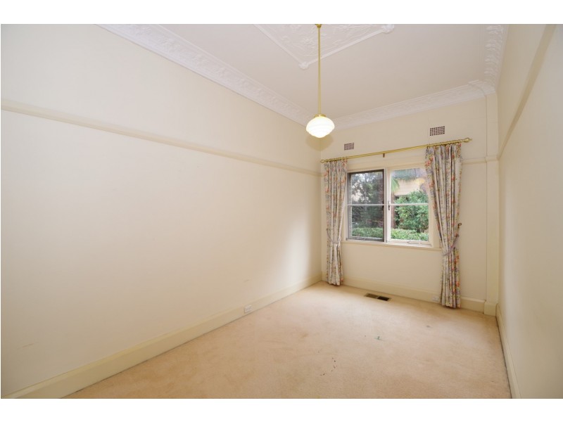 293 ROWE STREET, Eastwood NSW 2122