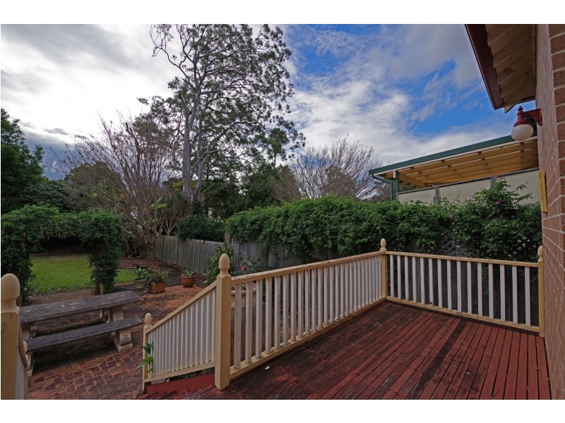 293 ROWE STREET, Eastwood NSW 2122