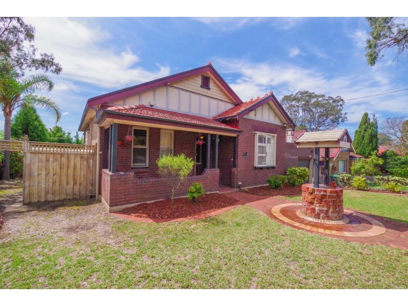 40 FOURTH AVENUE, Eastwood NSW 2122