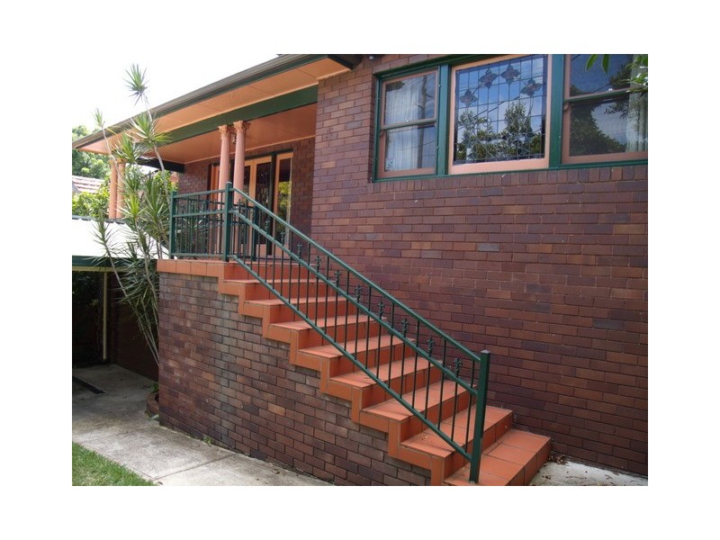 8 Darvall, Eastwood NSW 2122