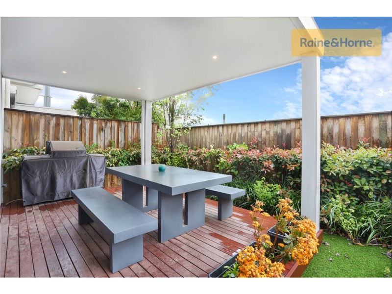28 Central Park Avenue, Baulkham Hills NSW 2153