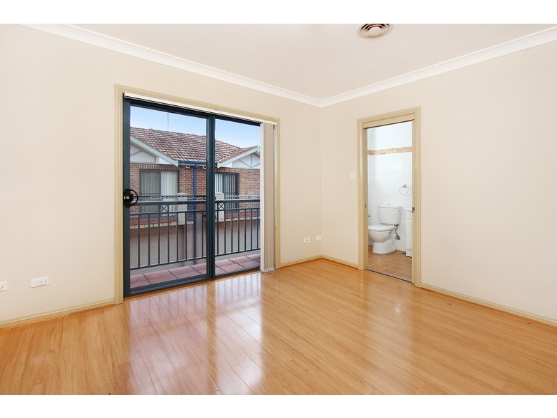 1/95 Adderton Road, Carlingford NSW 2118