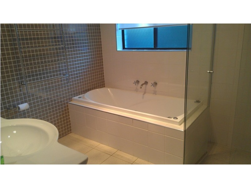 8  Hilary Crescent, Dundas NSW 2117