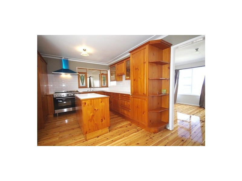 33 Saxon Place, Constitution Hill NSW 2145