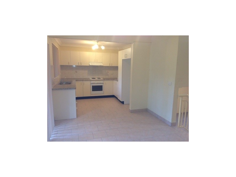 2/11a Yawung Street, Dundas NSW 2117