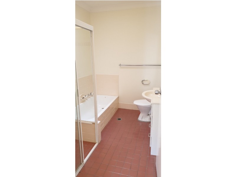 2/58 Anthony Road, Denistone NSW 2114