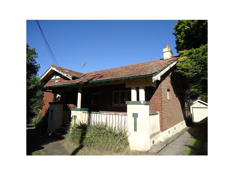 4 Wingate Avenue, Eastwood NSW 2122