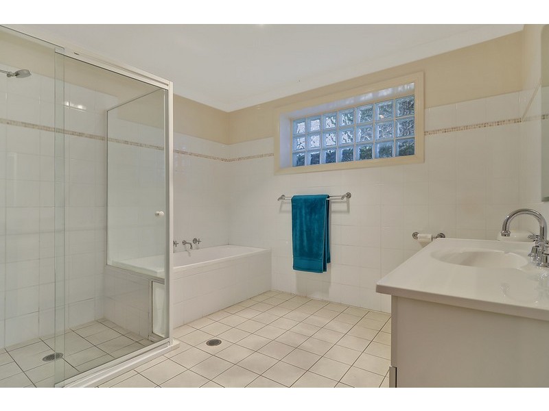 37 Hunterford Crescent, Oatlands NSW 2117