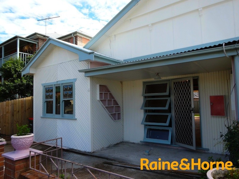 4 Dixon Street, Parramatta NSW 2150