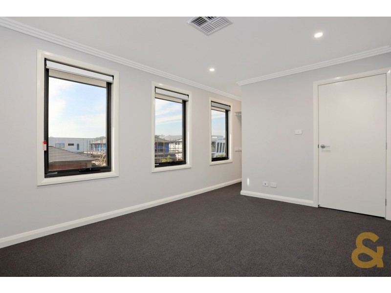 5 Brooklime Crescent, Denham Court NSW 2565