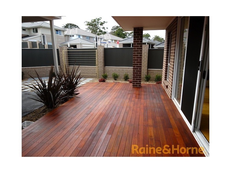 33 Avondale Way, Eastwood NSW 2122