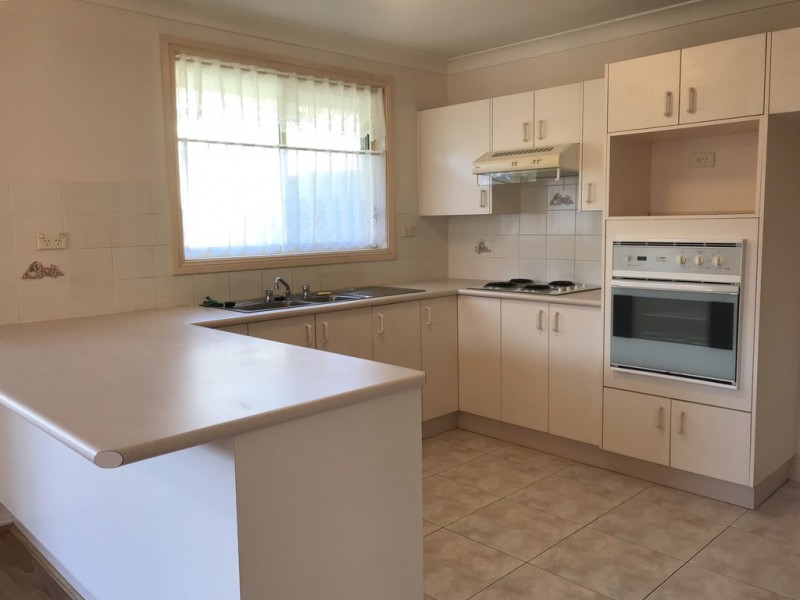 8 GORDONIA GROVE, Baulkham Hills NSW 2153