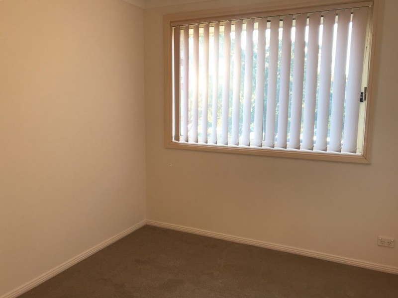 8 GORDONIA GROVE, Baulkham Hills NSW 2153