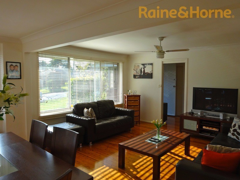 65 Tamboura Avenue, Baulkham Hills NSW 2153