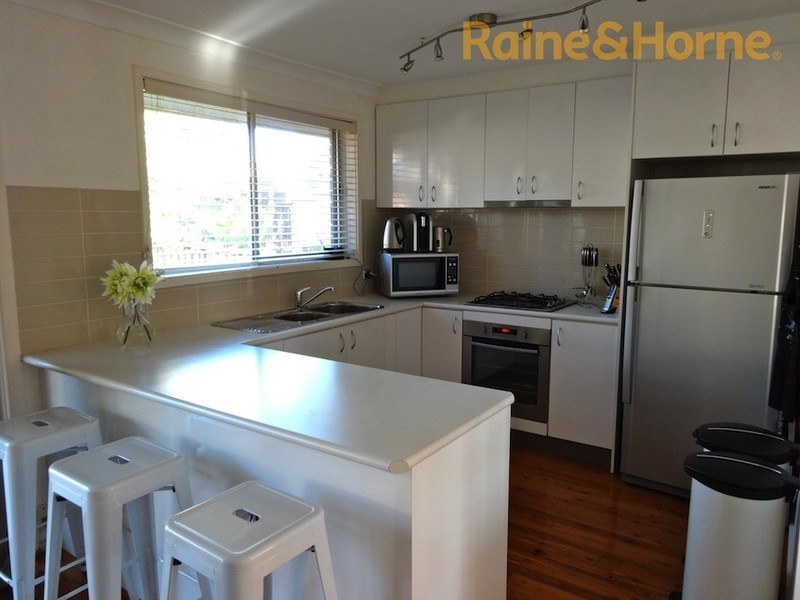 65 Tamboura Avenue, Baulkham Hills NSW 2153