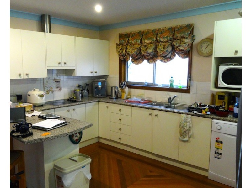 24 Rebecca Pde, Winston Hills NSW 2153
