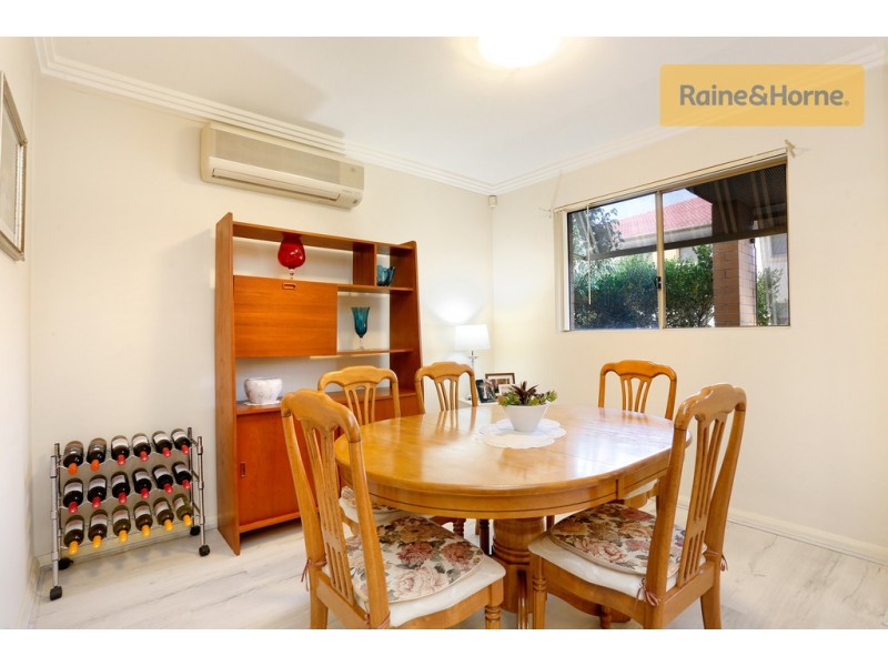17/17-21 MERYLL AVENUE, Baulkham Hills NSW 2153