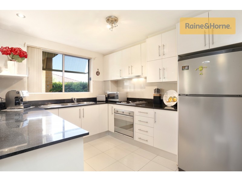 17/17-21 MERYLL AVENUE, Baulkham Hills NSW 2153