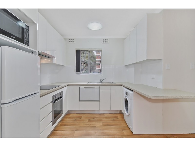 4/47 Meadow Crescent, Meadowbank NSW 2114