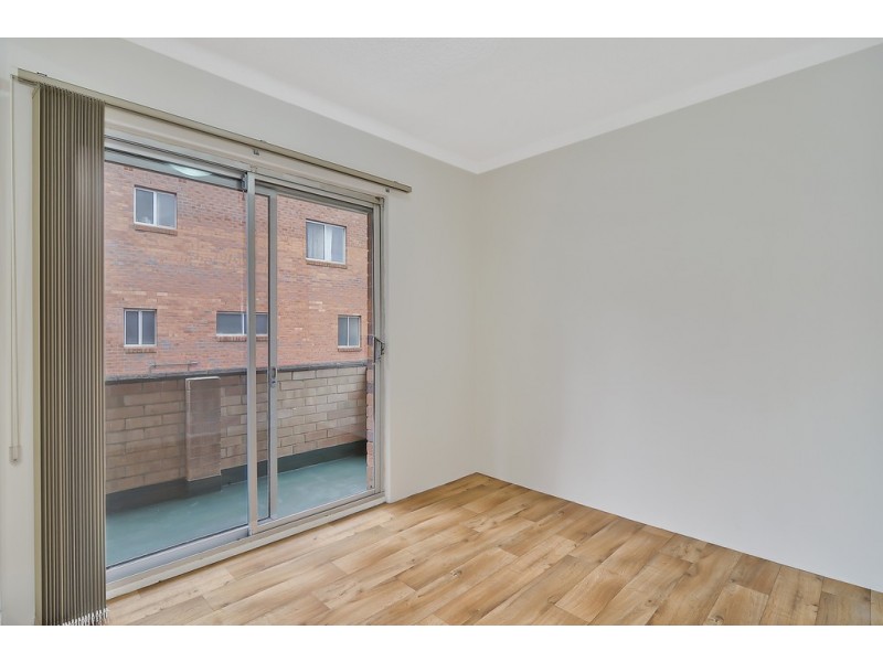 4/47 Meadow Crescent, Meadowbank NSW 2114