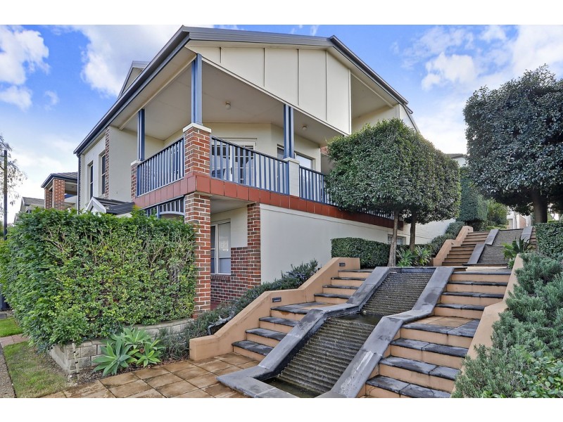 37 Hunterford Crescent, Oatlands NSW 2117