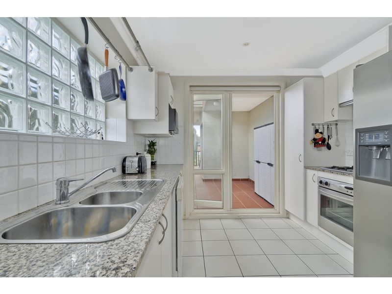 37 Hunterford Crescent, Oatlands NSW 2117