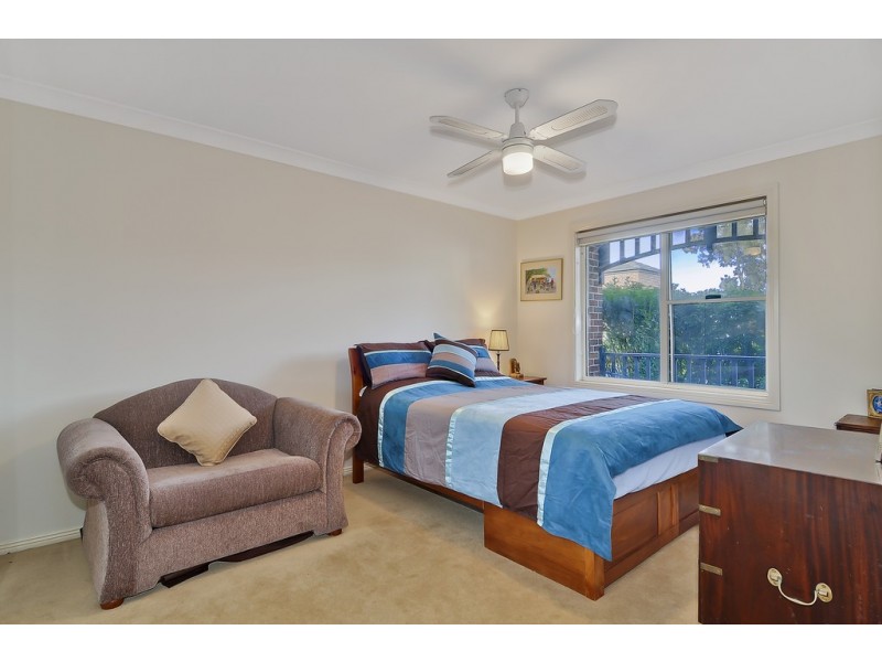 37 Hunterford Crescent, Oatlands NSW 2117