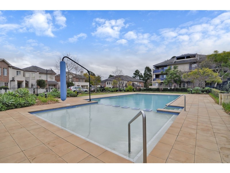 38 Hunterford Crescent, Oatlands NSW 2117