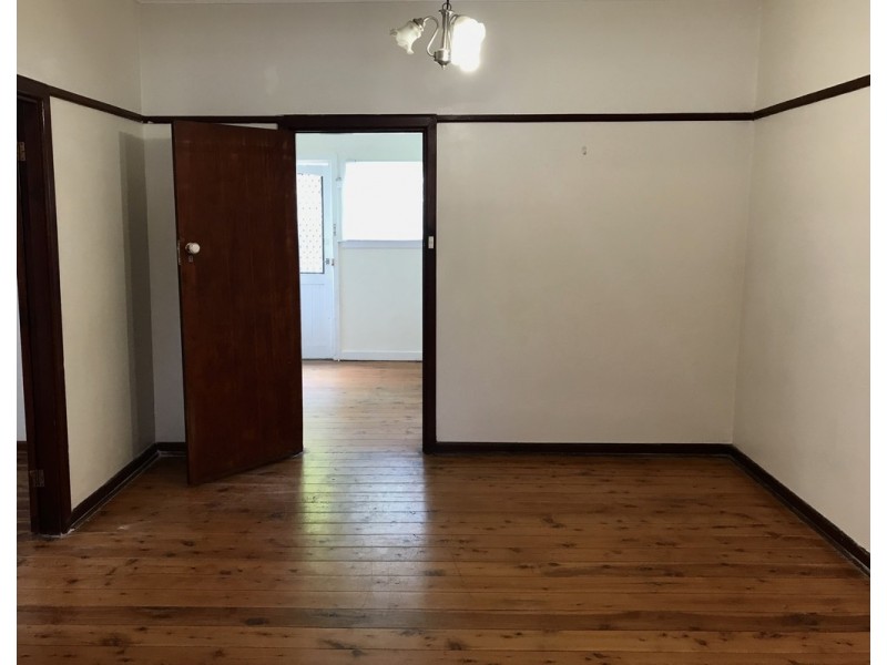 4 Dixon Street, Parramatta NSW 2150